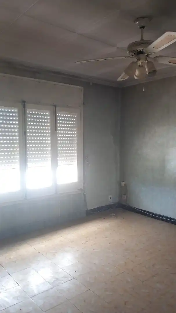 Habitación de Piso en venta en Sant Vicenç de Castellet con Alarma