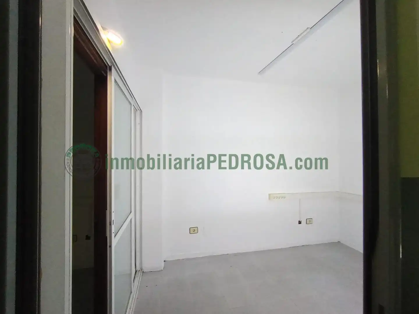 Geschaftsraum zur Miete in Calle de Santa Teresa de Jesús Jornet, A Parda