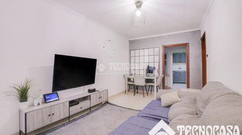 Foto 5 de Piso en venta en Can Mariner, Santa Coloma de Gramenet