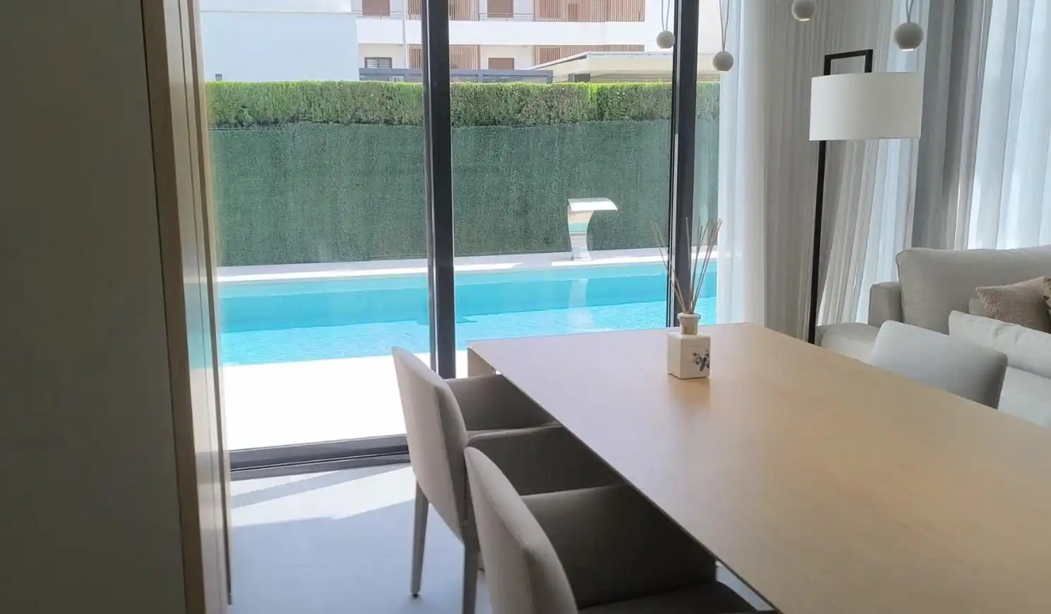 Chalet con terraza en venta en Calle Calle Cabo Ortegal, imagen 2