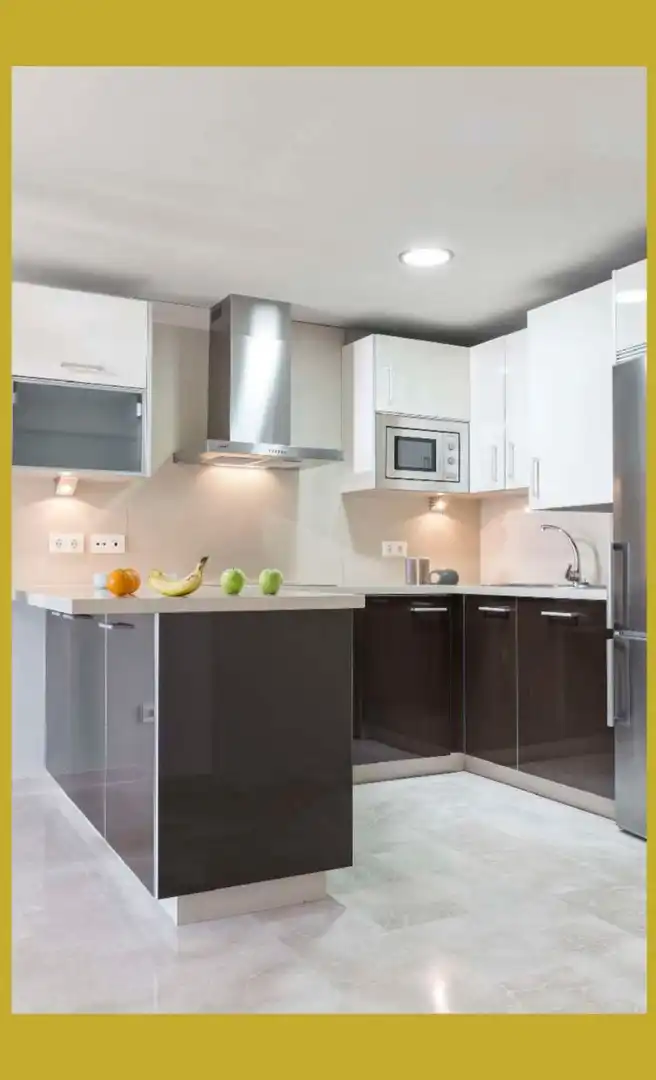 Cocina de Piso en venta en Estepona con Aire acondicionado, Jardín privado y Terraza