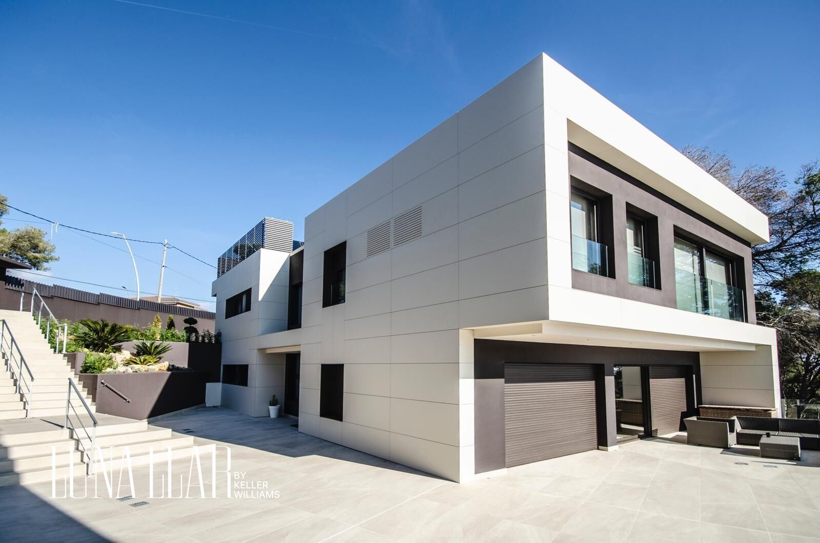 Exterior view of House or chalet for sale in Castelldefels  with Heating, Private garden and Swimming Pool