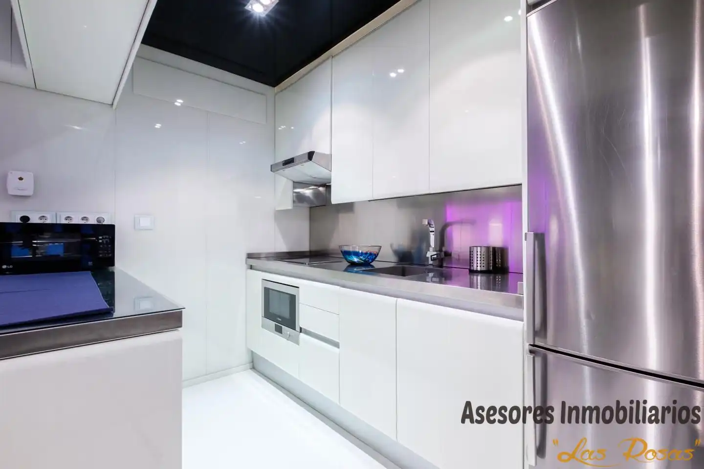 Cocina de Planta baja en venta en Madrid con Aire acondicionado y Calefacción