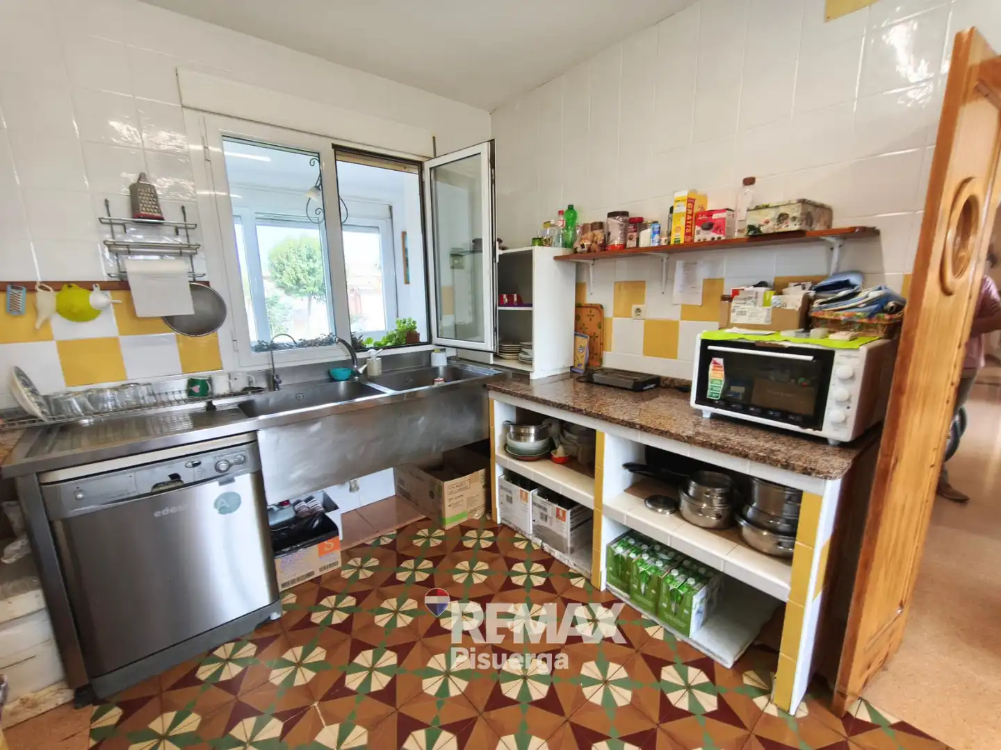 Cocina de Edificio en venta en Pozoantiguo