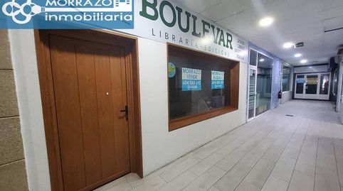 Bajo en las galerías de Bueu