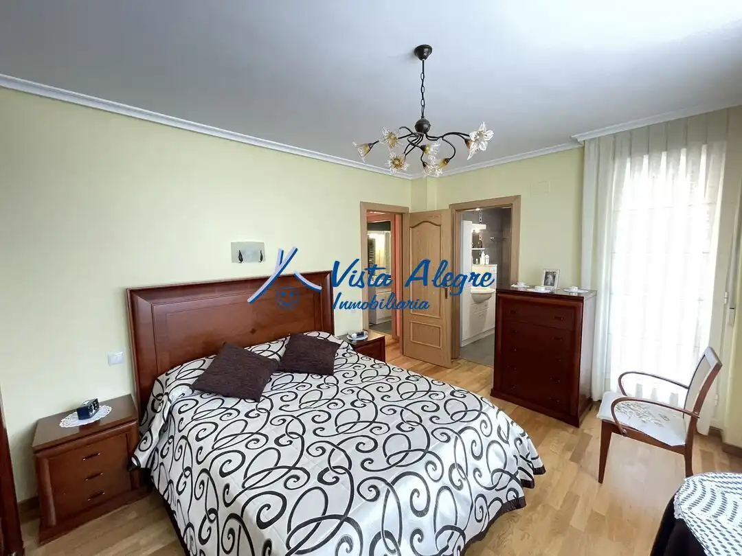 Bedroom of Detached homes for sale in Haro  with Heating, Parquet flooring and Terrace