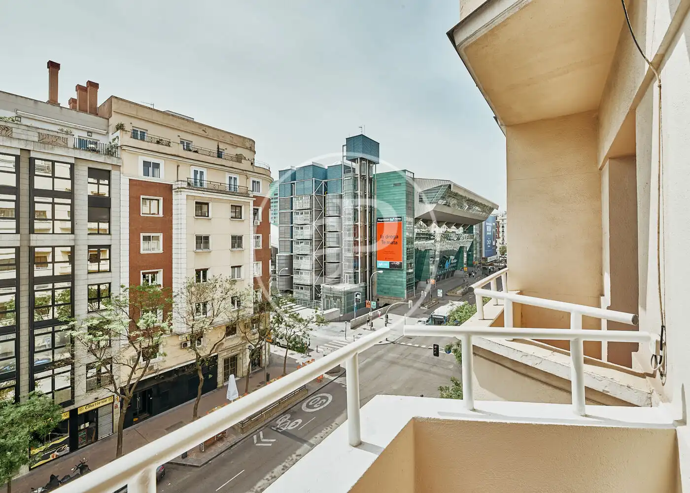 Vista exterior de Pis en venda en Madrid amb Aire condicionat, Calefacció i Terrassa