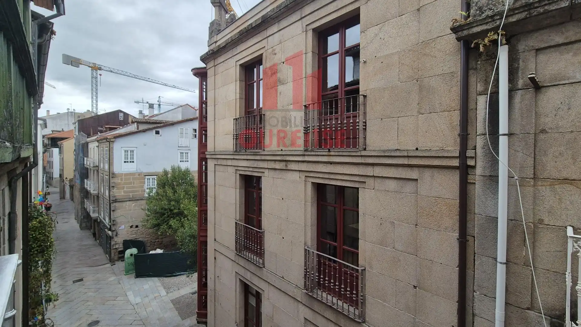 Außenansicht von Wohnung zur untervermieten in Ourense Capital  mit Heizung, Möbliert und Balkon