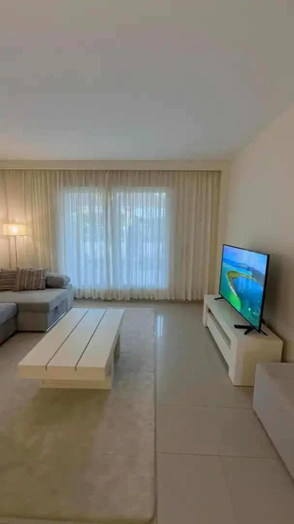 Erdgeschoss zur Miete in Paraiso - Barronal