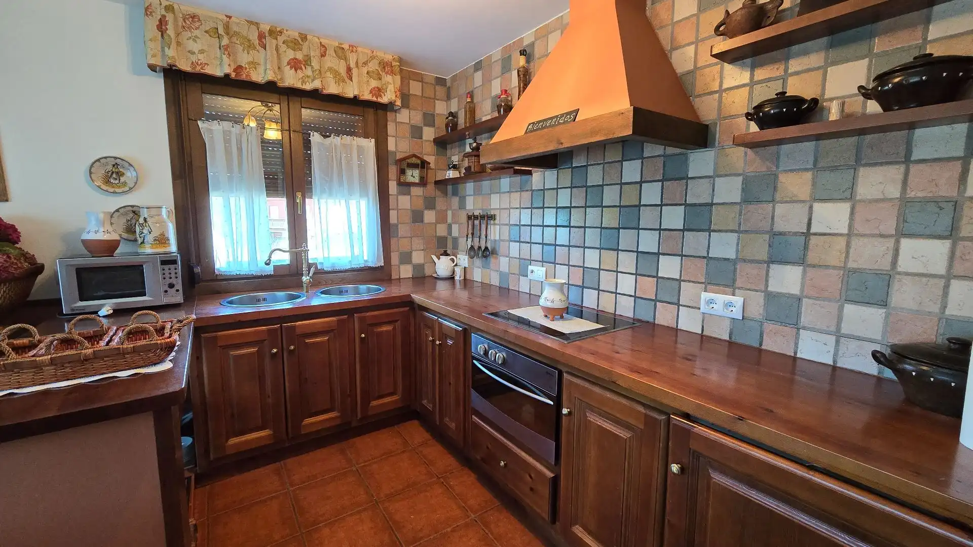 Kitchen of Houses for sale in Llanes  with Heating, Private garden and Terrace