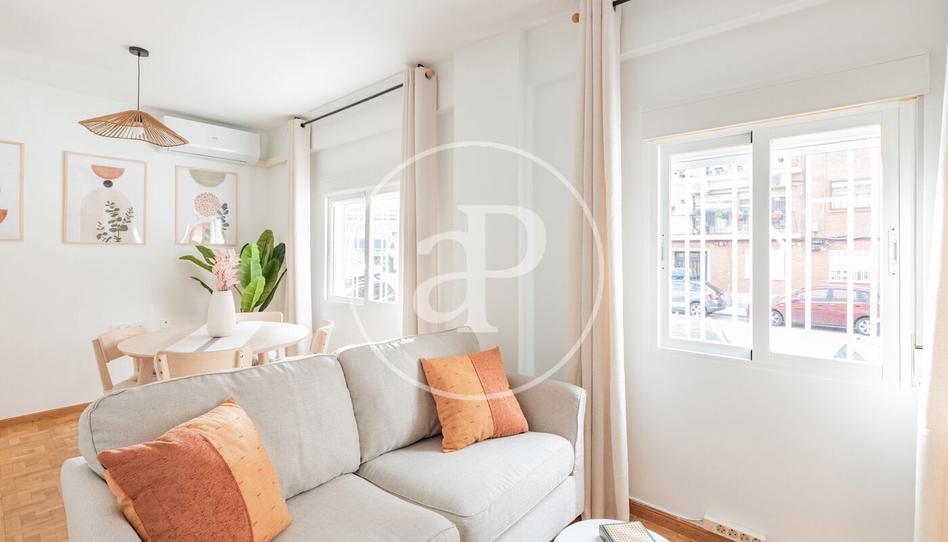 Foto 1 de Pis de lloguer a C. de Ricardo Ortiz, Ventas, Madrid