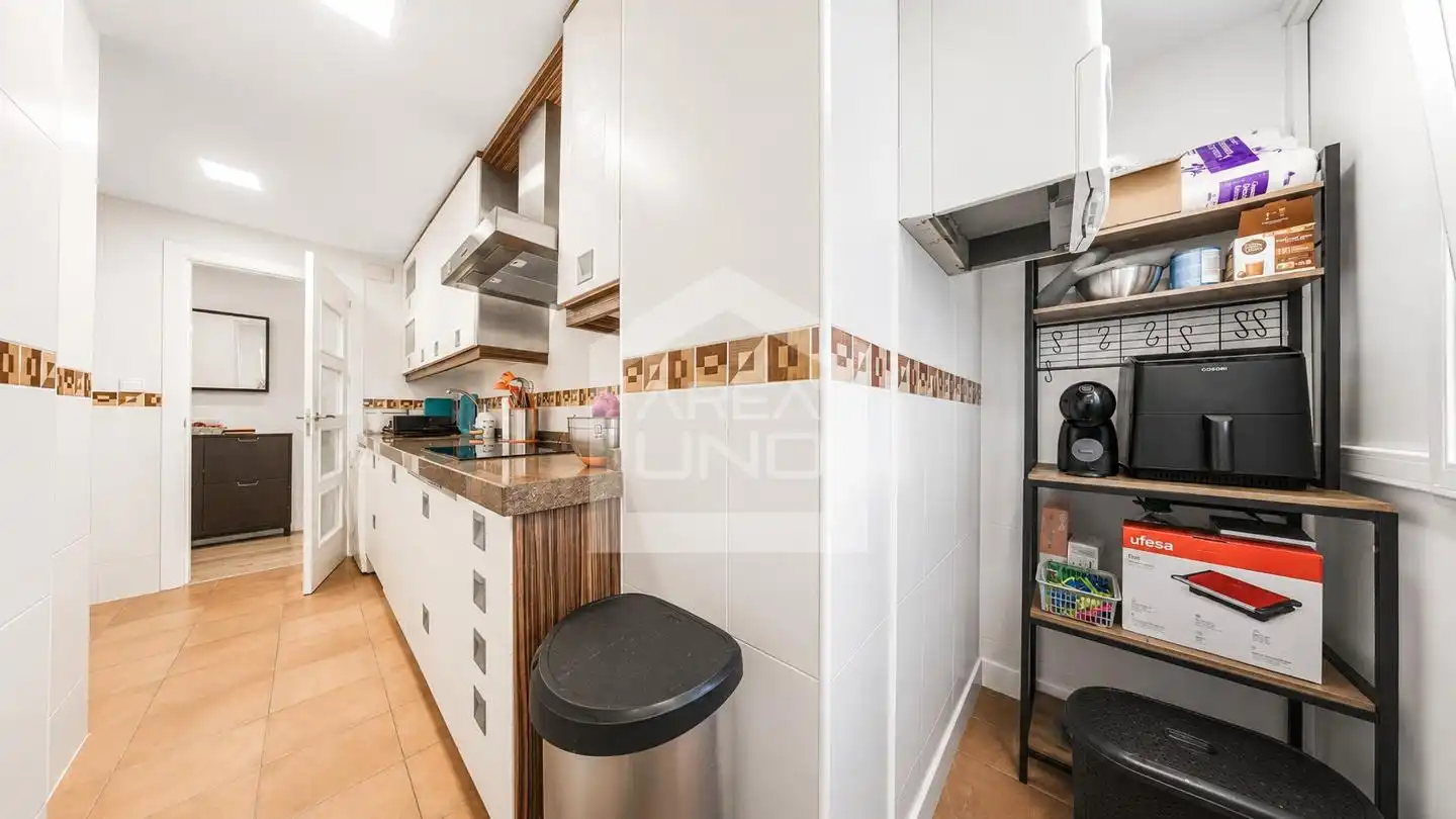 Cocina de Piso en venta en Fuenlabrada con Aire acondicionado, Calefacción y Terraza