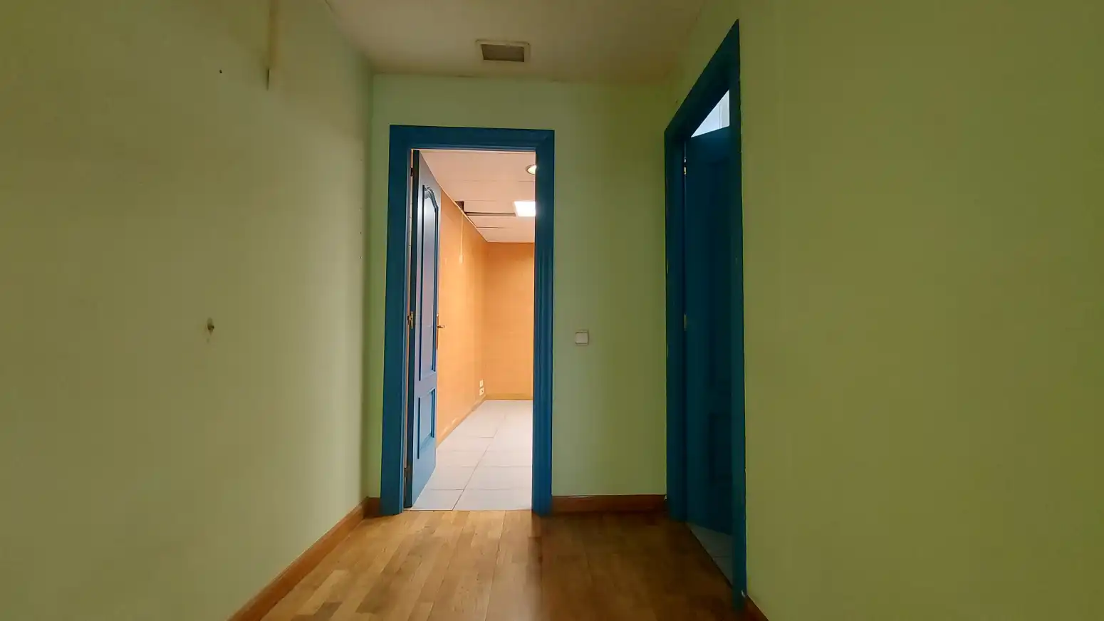 Geschaftsraum zur Miete in  Logroño