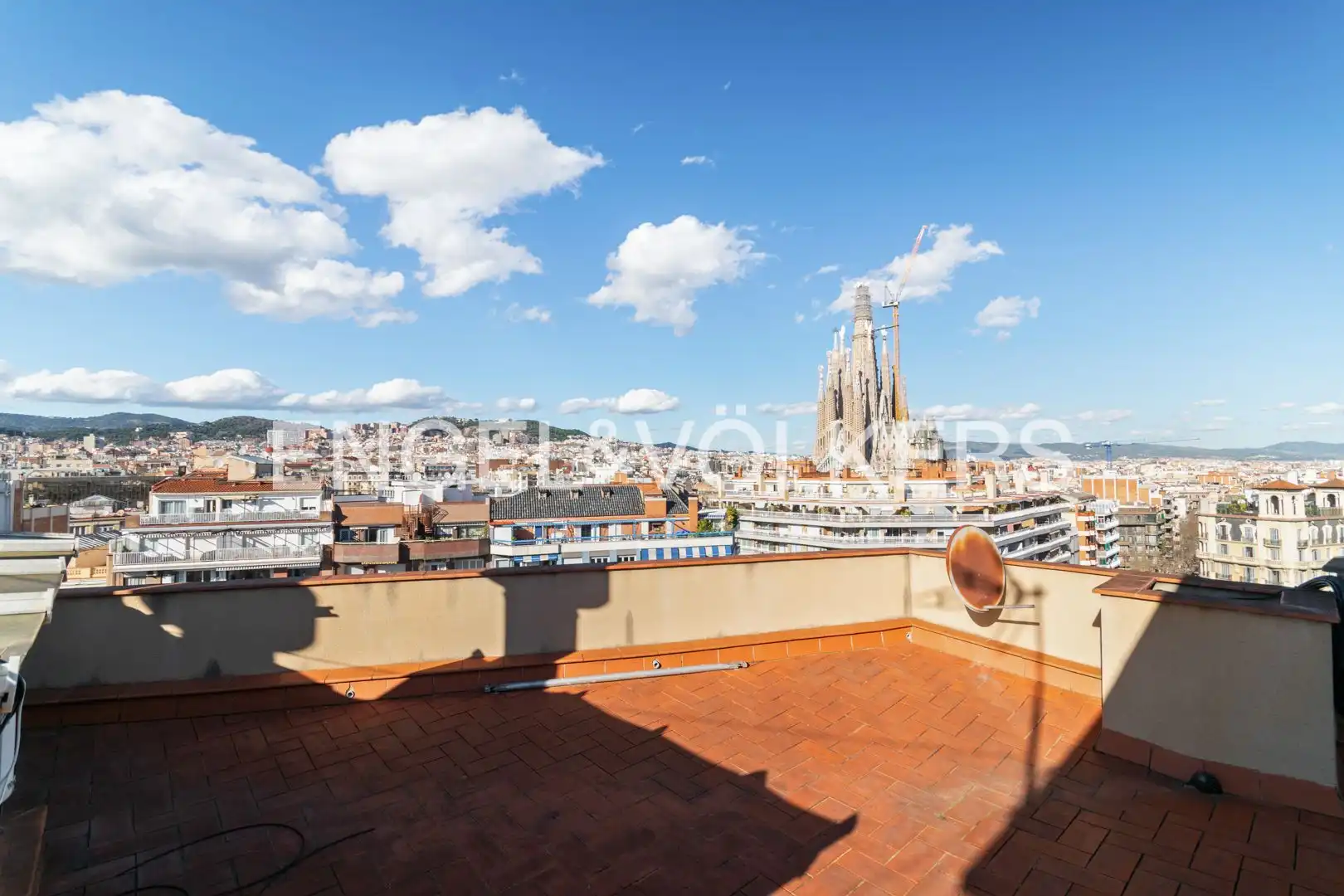 Terrassa de Pis de lloguer en Barcelona amb Calefacció