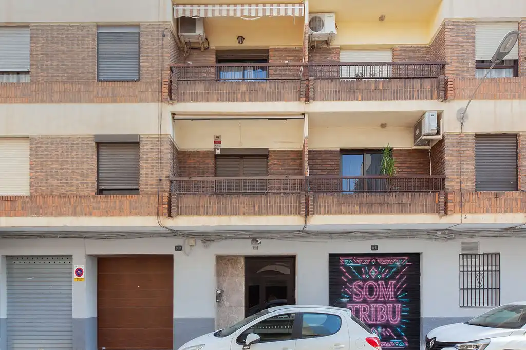 Vista exterior de Piso en venta en Paiporta