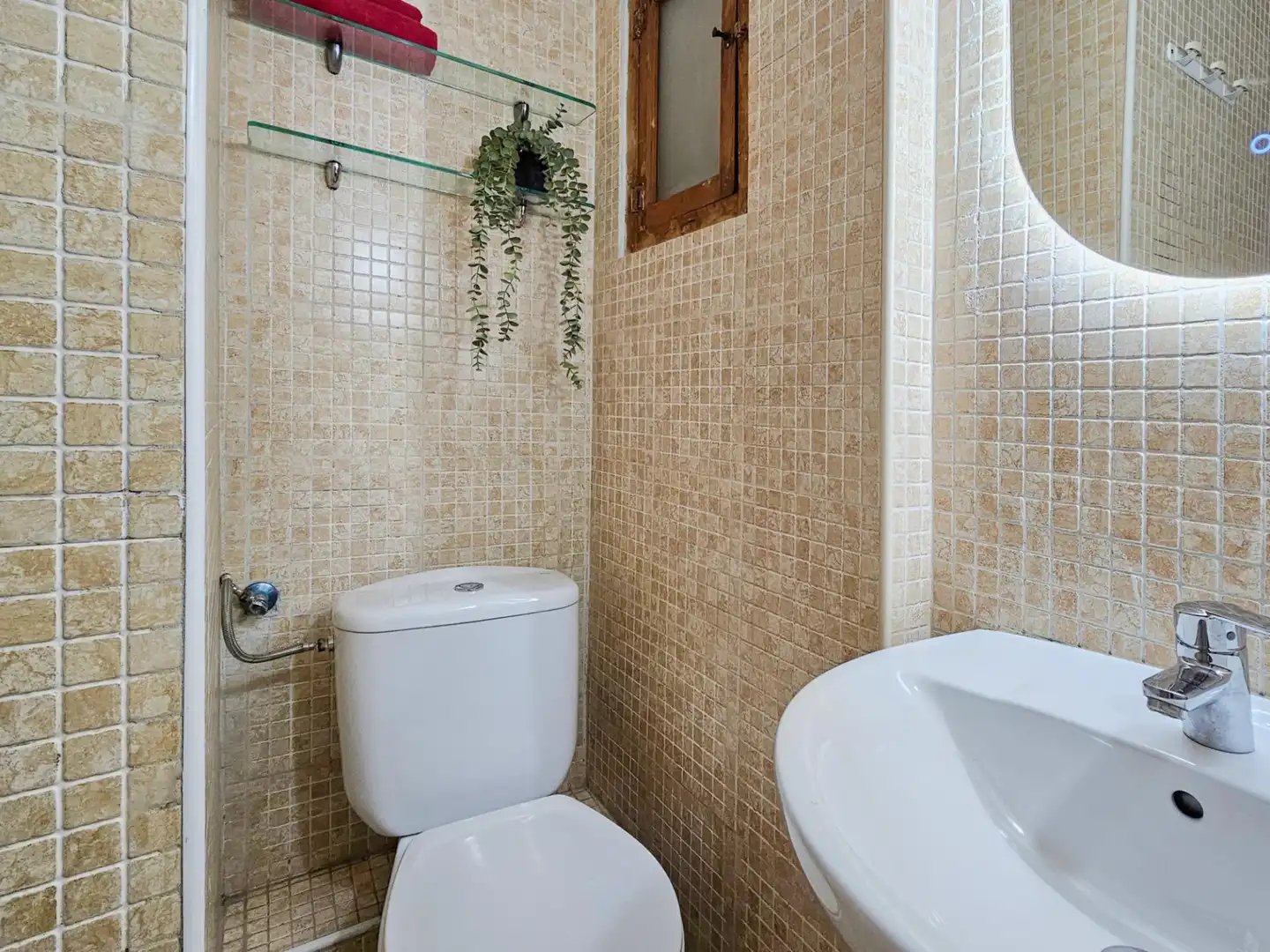 Bathroom of Apartments for sale in Barcelona