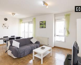 Living room of Flat to rent in  Madrid Capital  with Air Conditioner, Heating and Internet