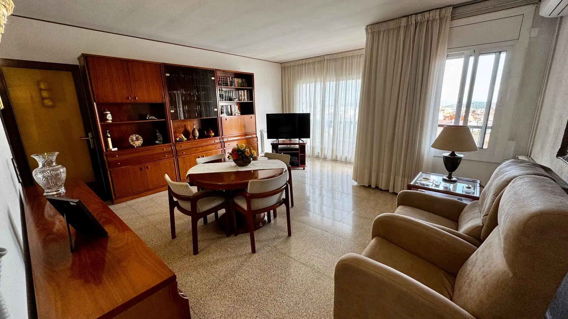 Sala de estar de Ático en venta en Terrassa con Aire acondicionado, Calefacción y Terraza
