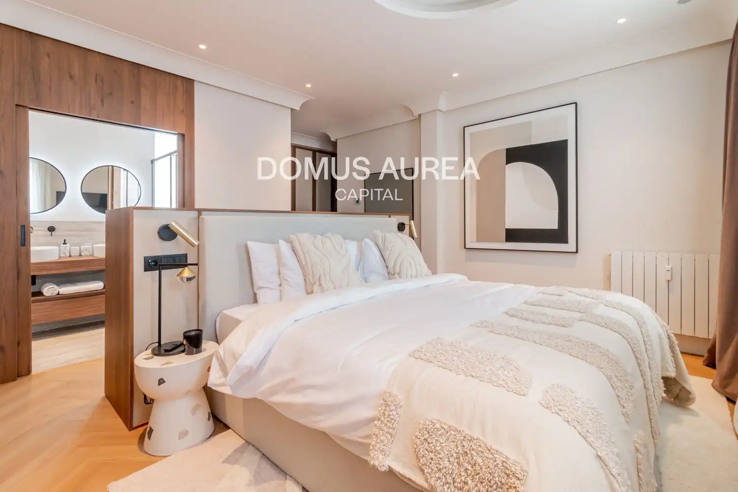 Bedroom of Attic for rent in Madrid  with Air Conditioner, Heating and Parquet flooring