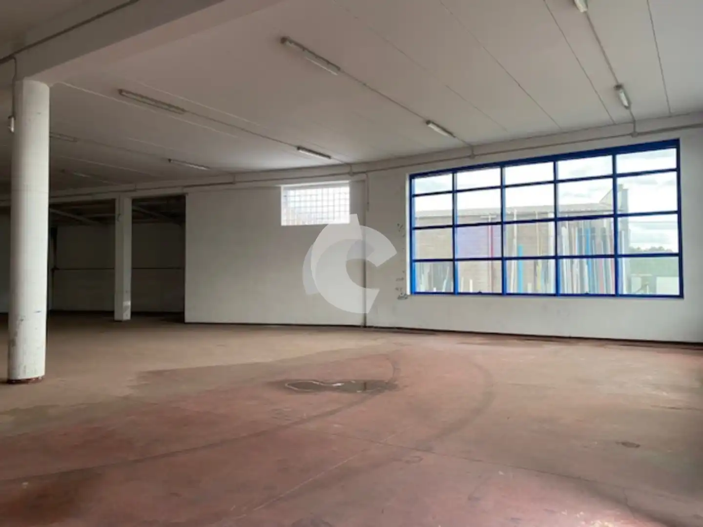 Nau industrial de lloguer en Ourense Capital 