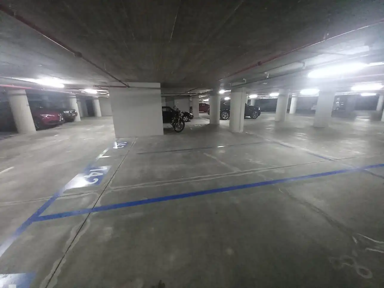 Parkplatz zur Miete in Avenida Edificio Tomás Guillén, imagen 6