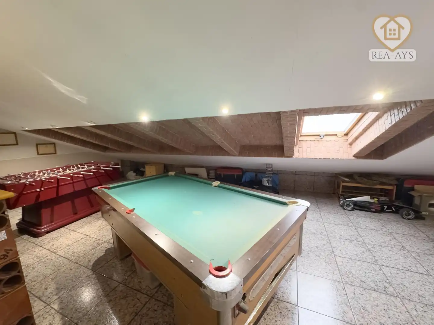 Houses for sale in Sant Vicenç Dels Horts  with Air Conditioner, Private garden and Terrace