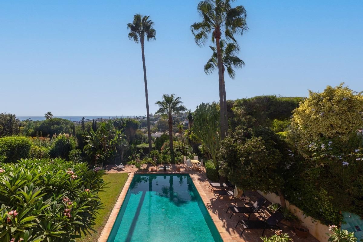 Jardí de Casa o xalet en venda en Marbella amb Aire condicionat, Calefacció i Jardí privat
