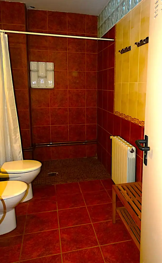 Bany de Casa o xalet en venda en Miño amb Calefacció, Parquet i Terrassa