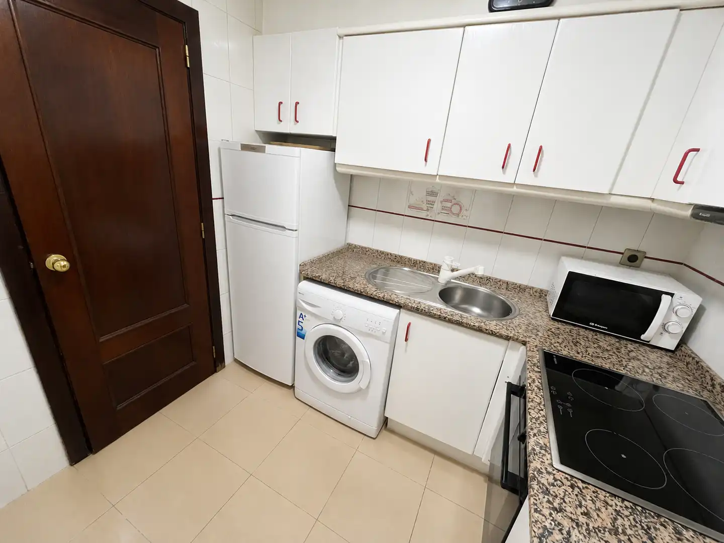 Cocina de Piso de alquiler en Andorra la Vella con Calefacción, Amueblado y Horno