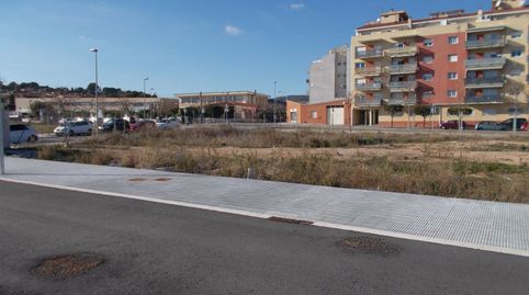 Parcela plana y esquinera en zona inmejorable