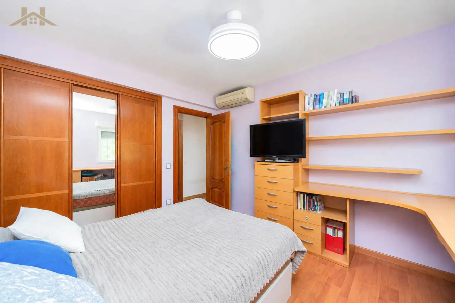 Habitación de Casa o chalet en venta en Valdemorillo con Aire acondicionado, Calefacción y Jardín privado