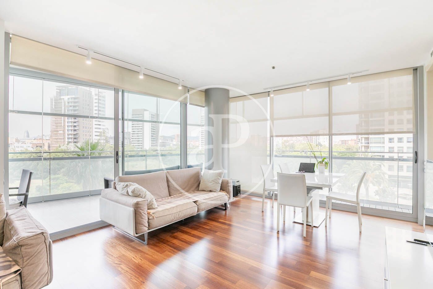 Living room of Flat for sale in  Barcelona Capital  with Air Conditioner, Heating and Private garden