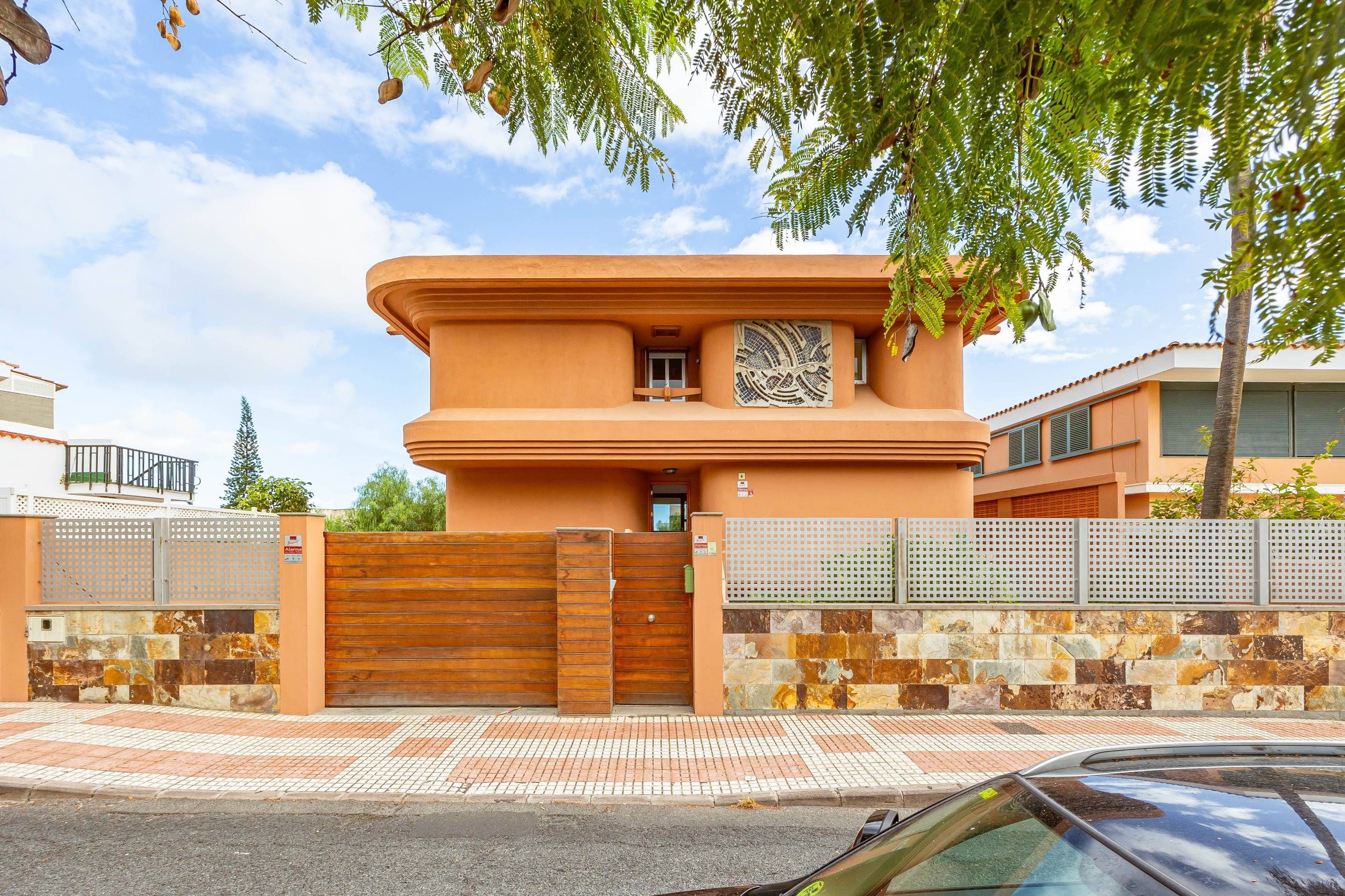 Exterior view of House or chalet for sale in Las Palmas de Gran Canaria