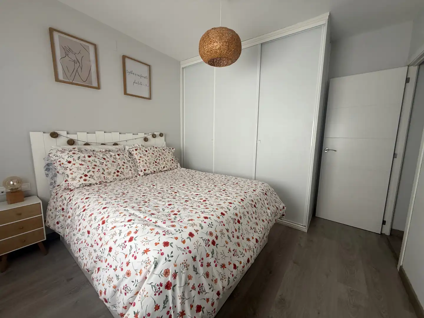 Dormitori de Àtic en venda en Huelva amb Aire condicionat, Calefacció i Terrassa