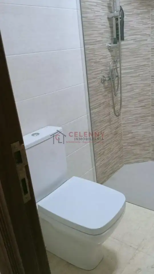 Baño de Casa o chalet en venta en San Cibrao das Viñas con Calefacción, Jardín privado y Terraza