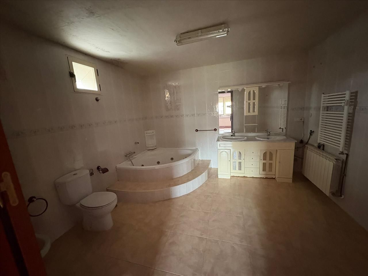 Bany de Pis en venda en Santa Cruz del Retamar amb Terrassa