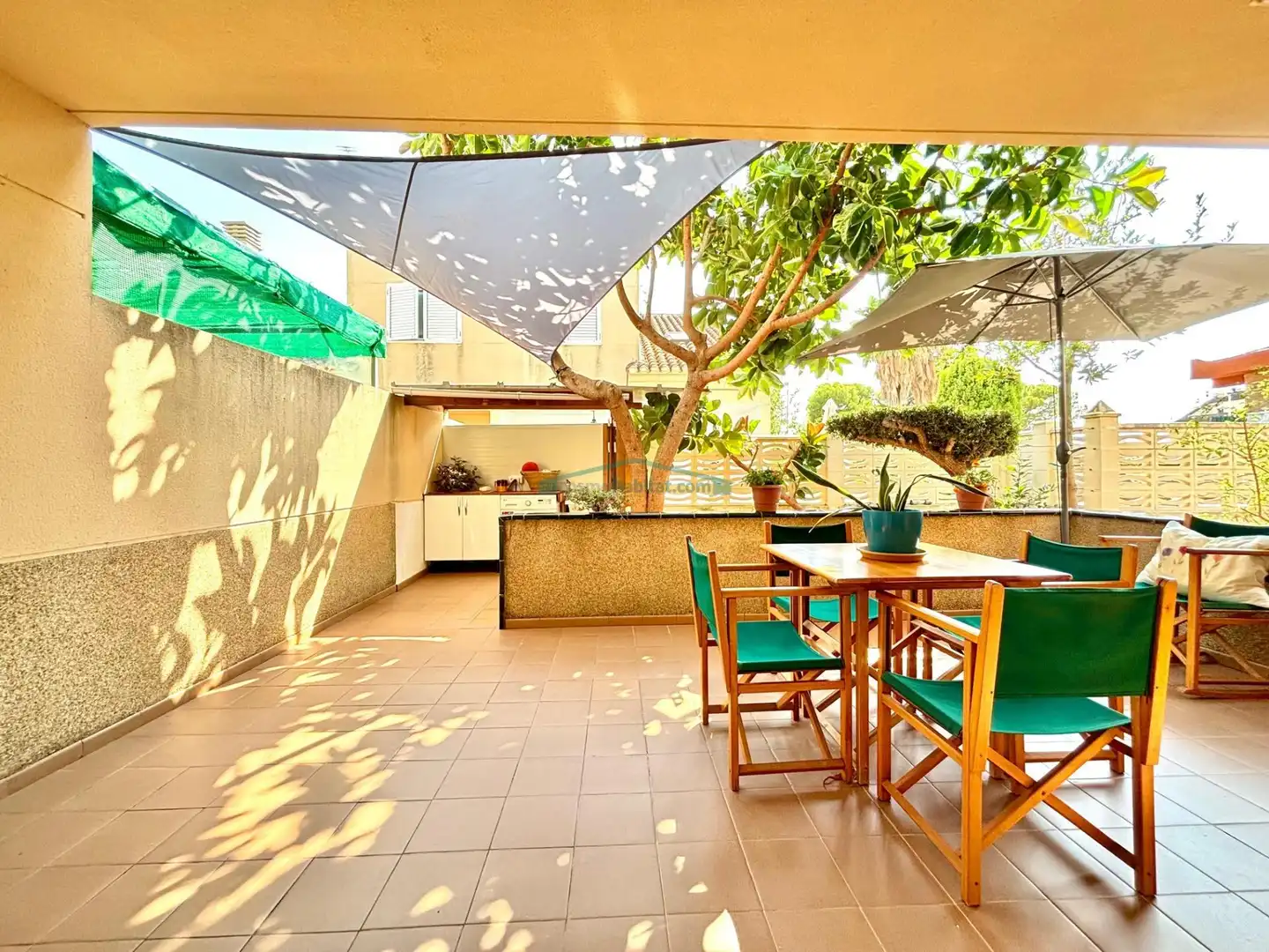 Casa aparellada amb jardí en venda a Calle Genoves, imagen 9