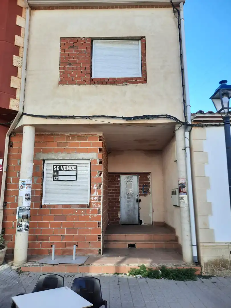Vista exterior de Edificio en venta en Villalgordo del Júcar