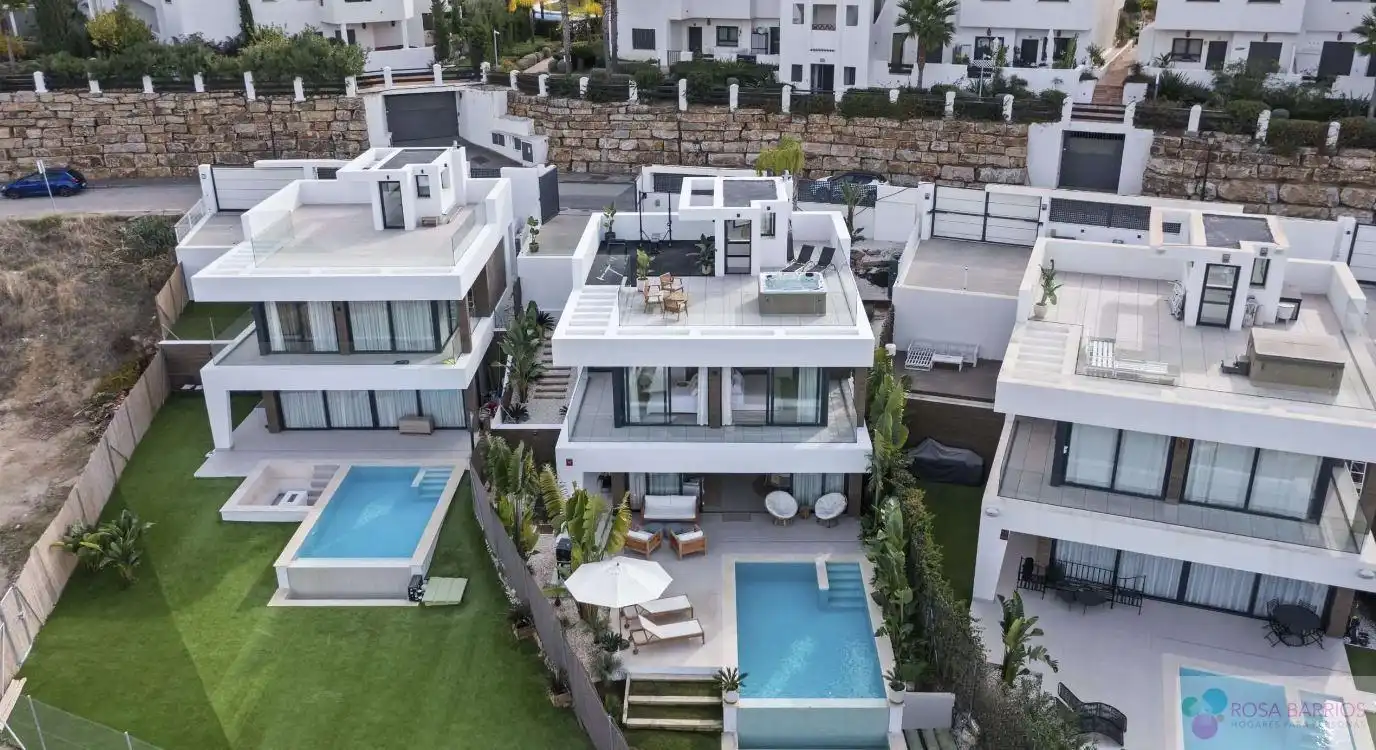 Villa con piscina in vendita a Selwo, imagen 21