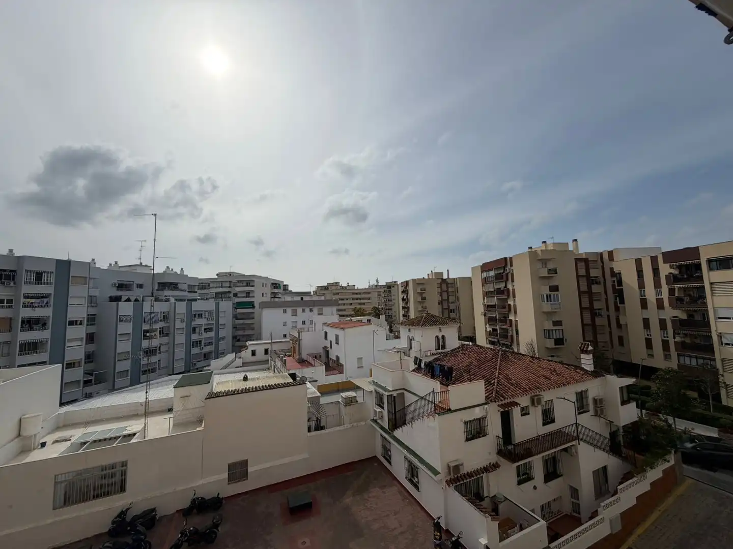 Exterior view of Flat for sale in Marbella  with Private garden, Terrace and Oven