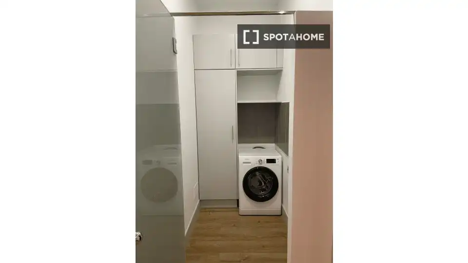 Dormitori de Apartament per a compartir en Las Palmas de Gran Canaria amb Aire condicionat, Terrassa i Moblat