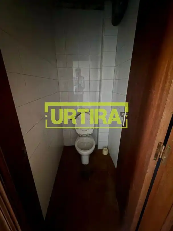 Baño de Nave industrial de alquiler en Astigarraga