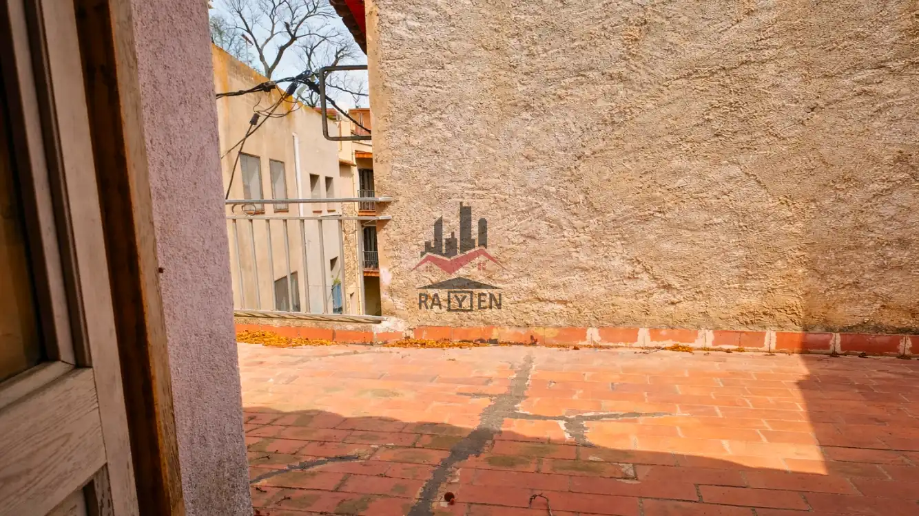 Finca rústica en venda a Cabanes (Girona)