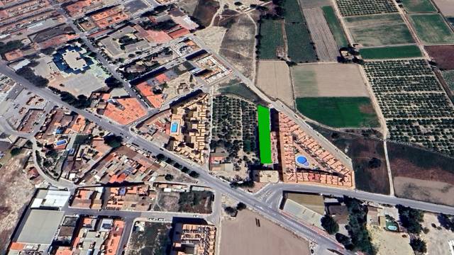 Terreno en Venta en C/ Tirso de Molina                  en Almoradí