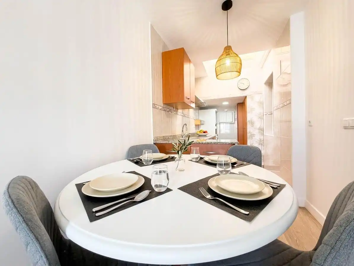 Esszimmer von Haus oder Chalet zur Miete in Santa Pola mit Klimaanlage, Heizung und Privatgarten
