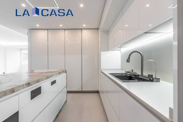 Piso en Venta en Calle Marqués de la Valdavia en Palos de Moguer