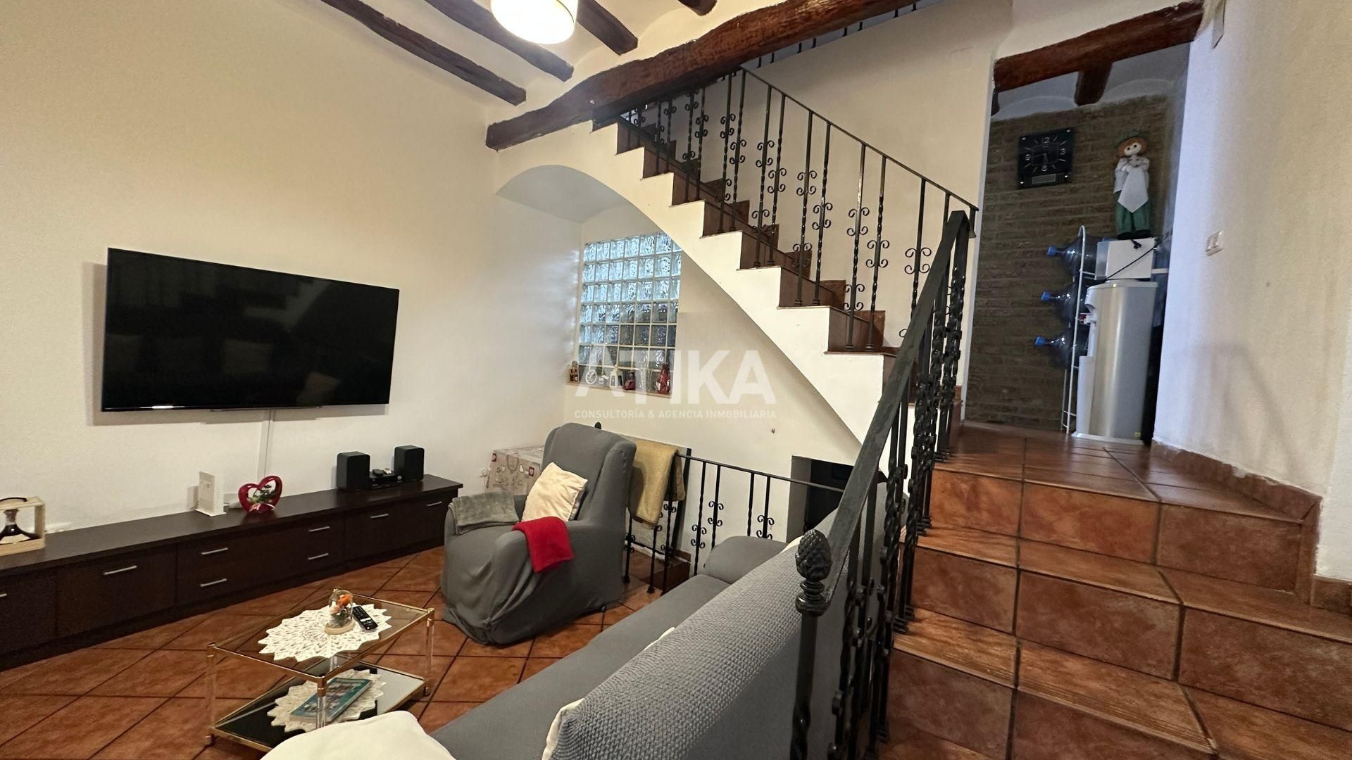 House or chalet for sale in Ontinyent  with Air Conditioner, Heating and Balcony
