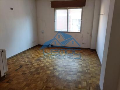 Bedroom of Flat for sale in Benavente