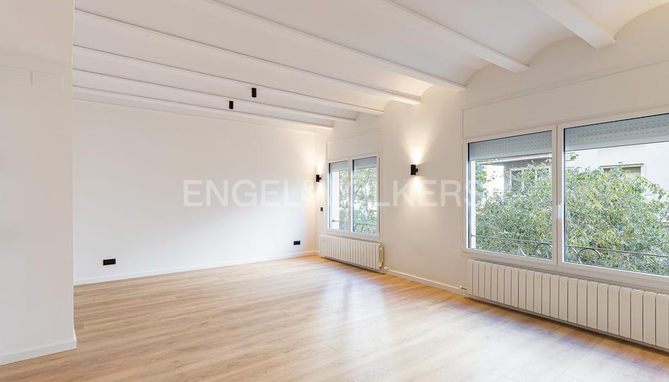 Foto 1 de Apartament en venda a Barri de les Corts, Barcelona