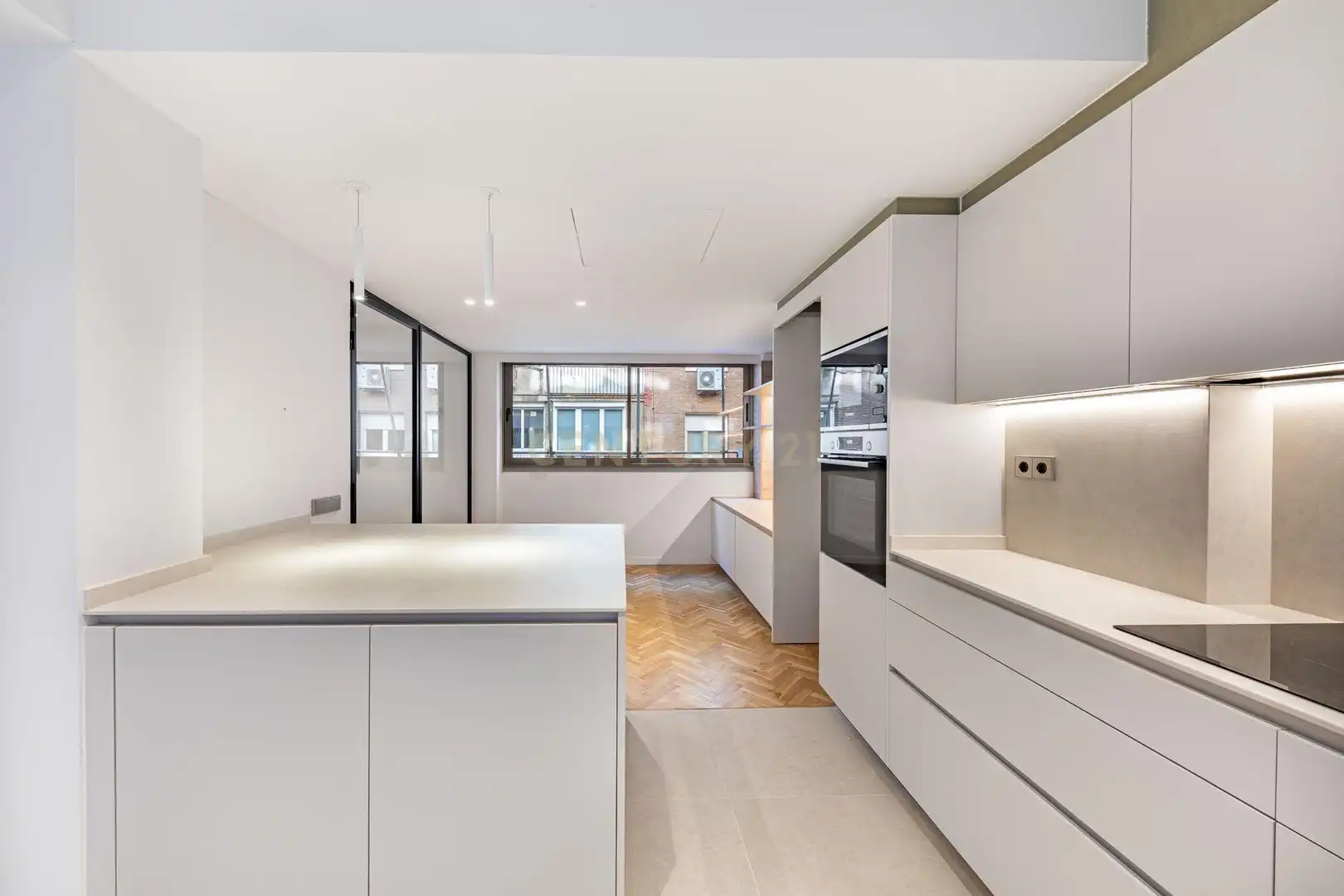 Wohnung mit Aufzug zum Verkauf in Carrer de Johann Sebastian Bach, 20, Barcelona, Spain 20, imagen 2